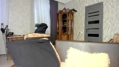 Isaac online show from 9, 2, 2026