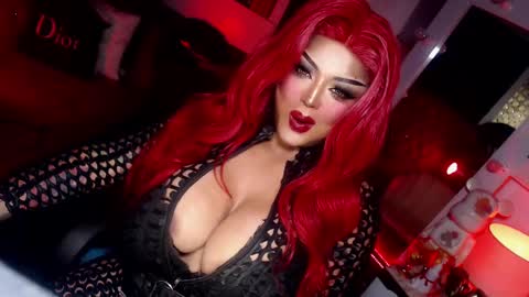 milkshakelavinia online show from 7, 2, 2025