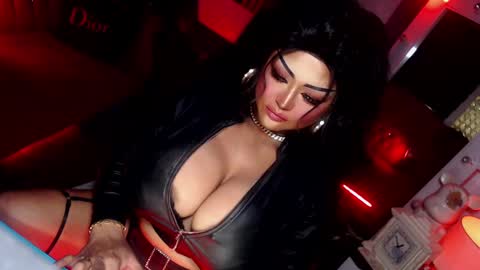 milkshakelavinia online show from 19, 2, 2025