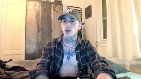 Snapshot of milksmeee chatting on 4, 3, 2025 milksme online show from 4, 3, 2025