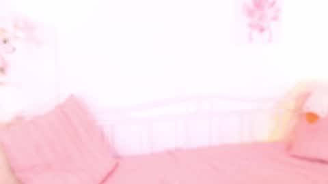 Snapshot of milky_0 chatting on 2, 10, 2025 milky_0 online show from 2, 10, 2025