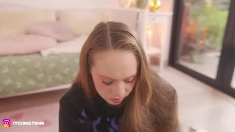 milky_0 online show from 20, 4, 2026