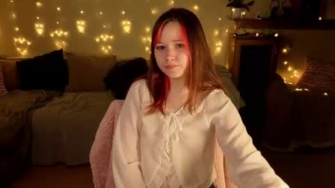 Snapshot of milkyshowproject chatting on 18, 7, 2026 Ula online show from 18, 7, 2026