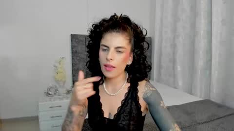 Milagros online show from 21, 2, 2025