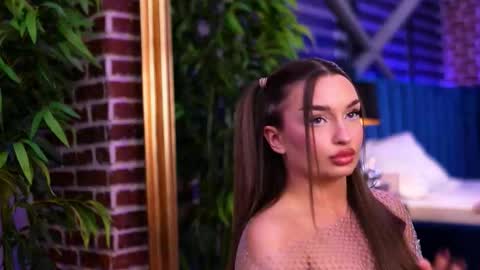 Milla online show from 17, 11, 2025