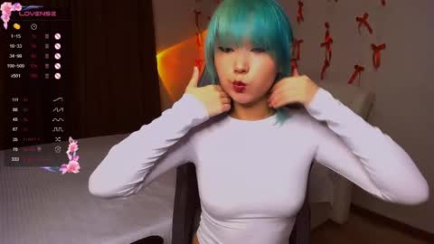 Snapshot of milla_waves chatting on 5, 6, 2026 Milla or just Mi online show from 5, 6, 2026