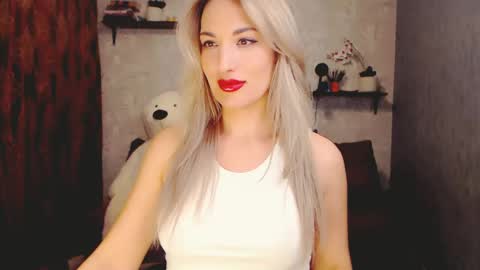 Snapshot of millaxqueen chatting on 10, 2, 2025 MillaXQueen online show from 10, 2, 2025