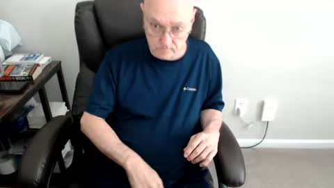 Snapshot of millenium0129 chatting on 6, 7, 2026 millenium0129 online show from 6, 7, 2026