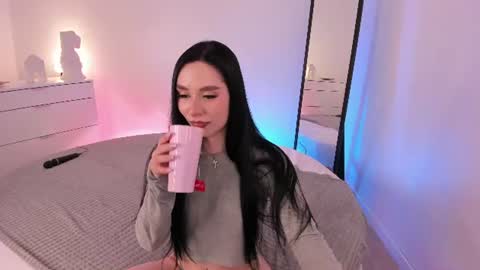 Snapshot of milleycyrus_ chatting on 26, 6, 2026 milleycyrus_ online show from 26, 6, 2026
