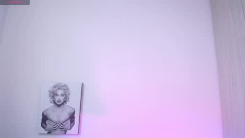 Snapshot of millie_bobby_ chatting on 20, 5, 2026 Millie Bobby online show from 20, 5, 2026