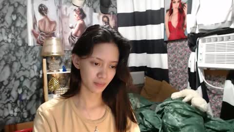 Snapshot of millie_fox21 chatting on 15, 9, 2025 Im Milliedont forget to follow me online show from 15, 9, 2025