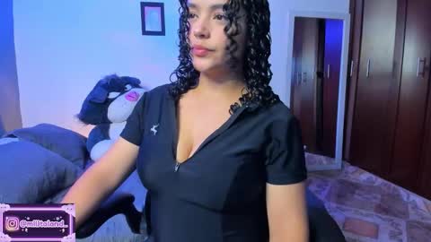        online show from 20, 10, 2025