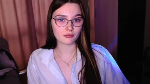 Snapshot of milliedoll chatting on 23, 4, 2026 Millie online show from 23, 4, 2026