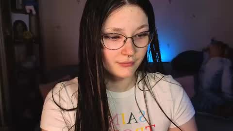 Snapshot of milliedoll chatting on 17, 6, 2026 Millie online show from 17, 6, 2026