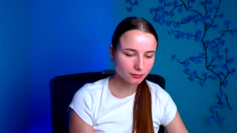 Snapshot of milly_liss chatting on 7, 7, 2026 Milly online show from 7, 7, 2026