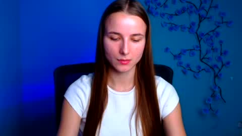 Snapshot of milly_liss chatting on 23, 7, 2026 Milly online show from 23, 7, 2026