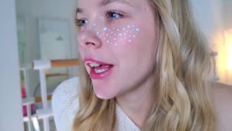 Snapshot of milly_shy chatting on 25, 6, 2026 Milly online show from 25, 6, 2026