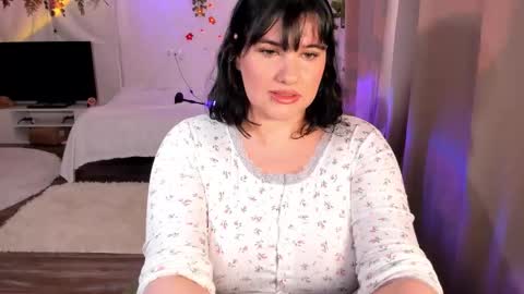 Snapshot of milmilla chatting on 18, 10, 2025 milmilla online show from 18, 10, 2025