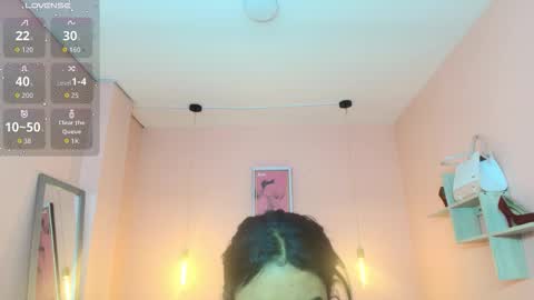 milu_carbajal_x online show from 17, 12, 2025