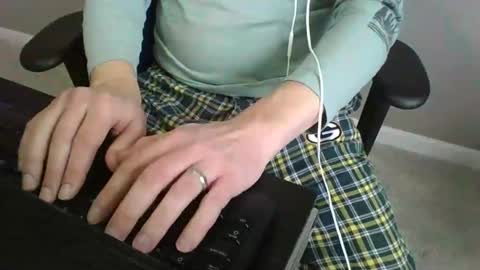 milwaukeebadger24 online show from 23, 12, 2024