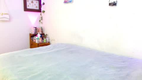 Snapshot of mily_baker chatting on 9, 5, 2026 mily_baker online show from 9, 5, 2026