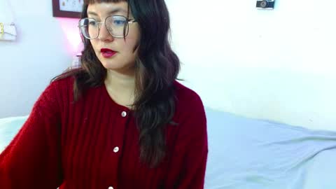 Snapshot of mily_baker chatting on 27, 5, 2026 mily_baker online show from 27, 5, 2026