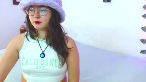 Snapshot of mily_baker chatting on 25, 6, 2026 mily_baker online show from 25, 6, 2026