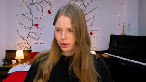 Kelly online show from 25, 2, 2025