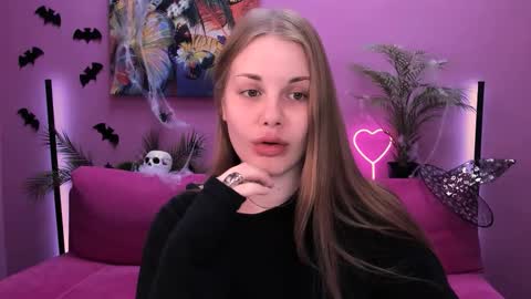 Kelly online show from 10, 11, 2025