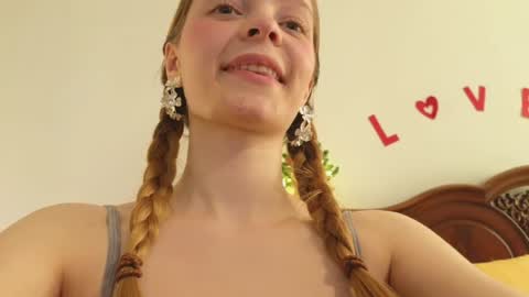 mimichelle online show from 29, 12, 2024