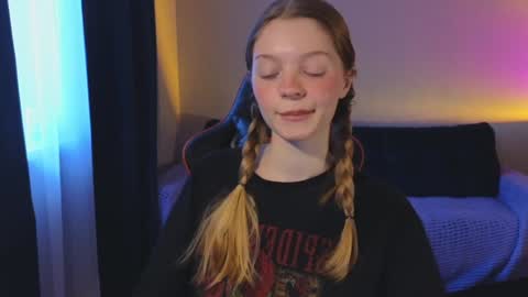 mimichelle online show from 14, 1, 2025