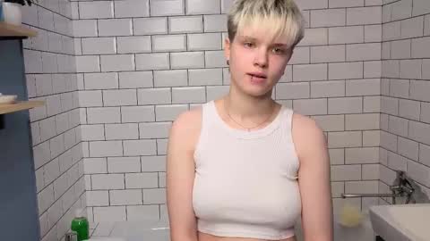 Sonya online show from 21, 10, 2025