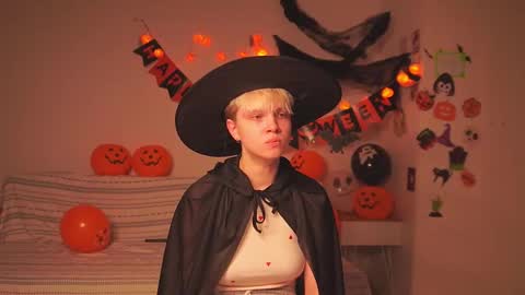 Sonya online show from 30, 10, 2025