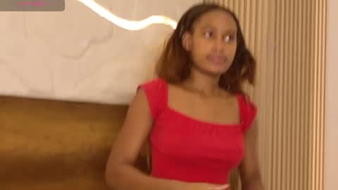 Snapshot of mimis_park chatting on 1, 8, 2026 mimis_park online show from 1, 8, 2026