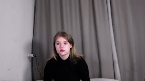 hi Im Mina  online show from 16, 1, 2025