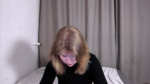 hi Im Mina  online show from 20, 1, 2025