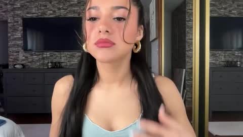 Snapshot of minahoneyy38 chatting on 7, 2, 2026 Mina online show from 7, 2, 2026