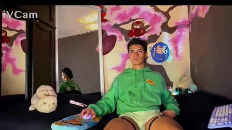 Suki 3 online show from 25, 2, 2026