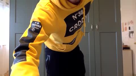 Snapshot of mince_alors chatting on 27, 11, 2025 mince_alors online show from 27, 11, 2025