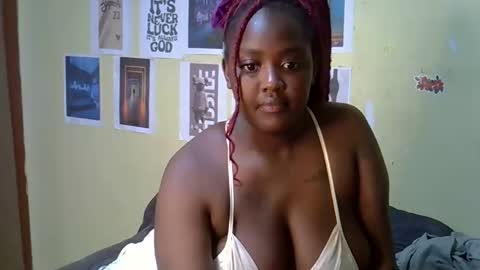 mini_karee online show from 5, 3, 2026