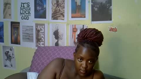 mini_karee online show from 9, 4, 2026