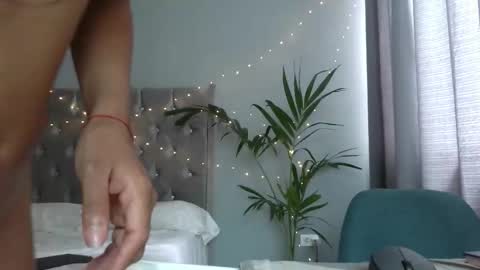   Mini Mila Kunis ft Ashton Katchero. Follow me to stay in touch  online show from 29, 11, 2025