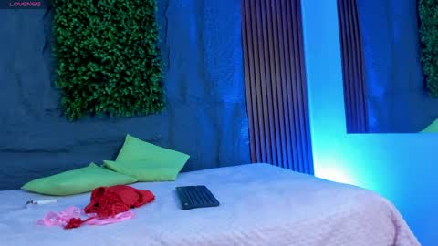 Snapshot of minji_chido chatting on 26, 5, 2026 minji_chido online show from 26, 5, 2026