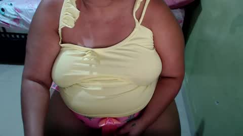 Snapshot of minnie_bbw69 chatting on 24, 1, 2025 Andrea online show from 24, 1, 2025