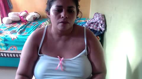 Snapshot of minnie_bbw69 chatting on 18, 9, 2025 Andrea online show from 18, 9, 2025