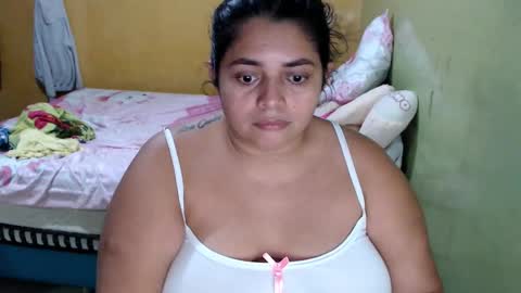 Snapshot of minnie_bbw69 chatting on 18, 12, 2025 Andrea online show from 18, 12, 2025