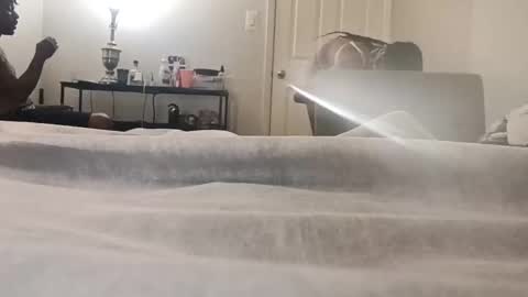 minniehunney online show from 8, 4, 2026