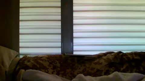 Snapshot of mir4oboi chatting on 12, 11, 2025 MIro1611 online show from 12, 11, 2025