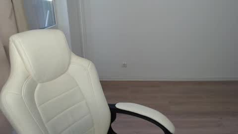 mira_g online show from 11, 2, 2025