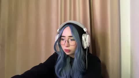 Snapshot of mira_light_ chatting on 23, 9, 2025 mira_light_ online show from 23, 9, 2025
